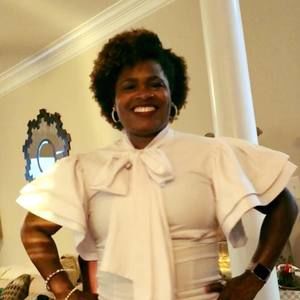 Meet your Posher, Tara